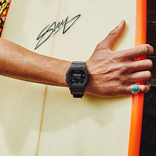 Японские спортивные наручные часы Casio G-SHOCK GBX-100NS-1ER с хронографом