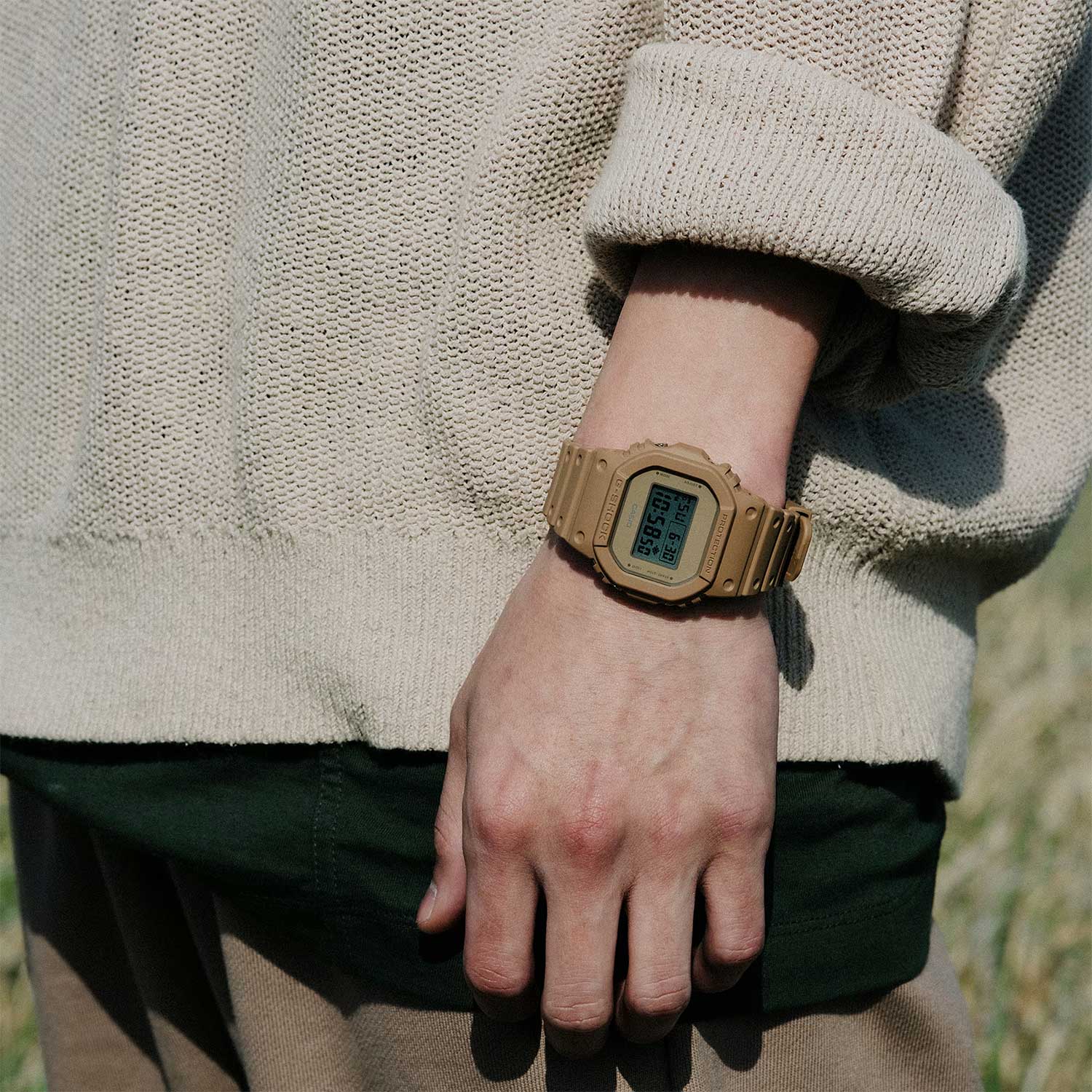 Японские наручные часы CASIO G-SHOCK DW-5600NC-5