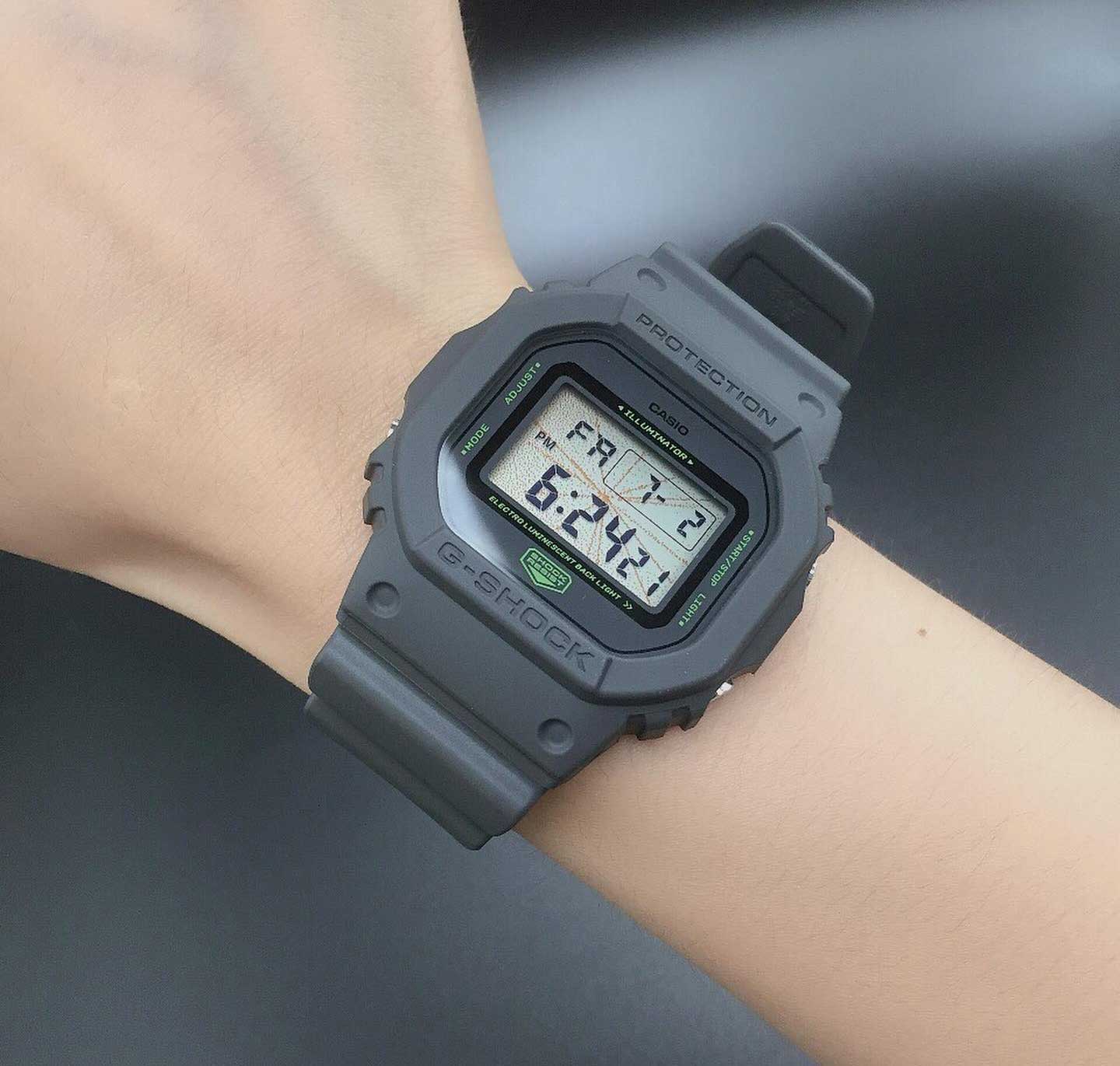 Японские наручные часы CASIO G-SHOCK DW-5600MNT-1