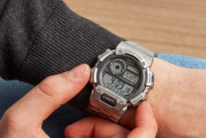 Японские наручные часы CASIO CASIO COLLECTION AE-1400WHD-1A