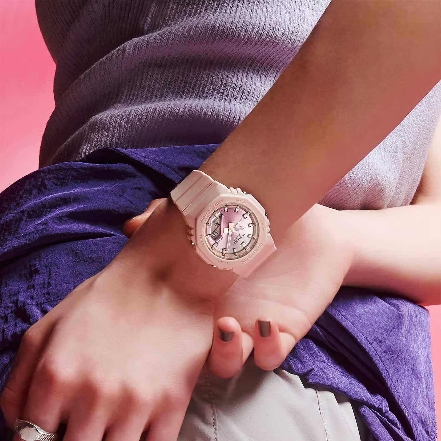 Японские наручные часы CASIO G-SHOCK GMA-P2100SG-4A