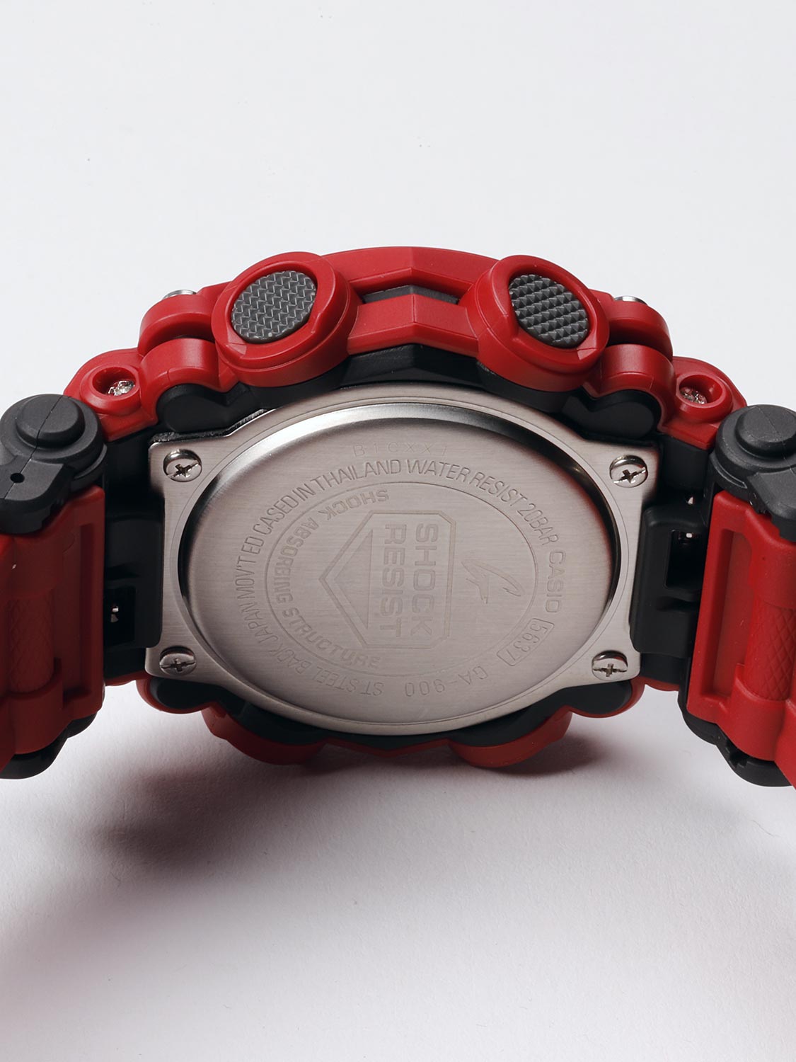 Японские наручные часы Casio G-SHOCK GA-900-4AER с хронографом