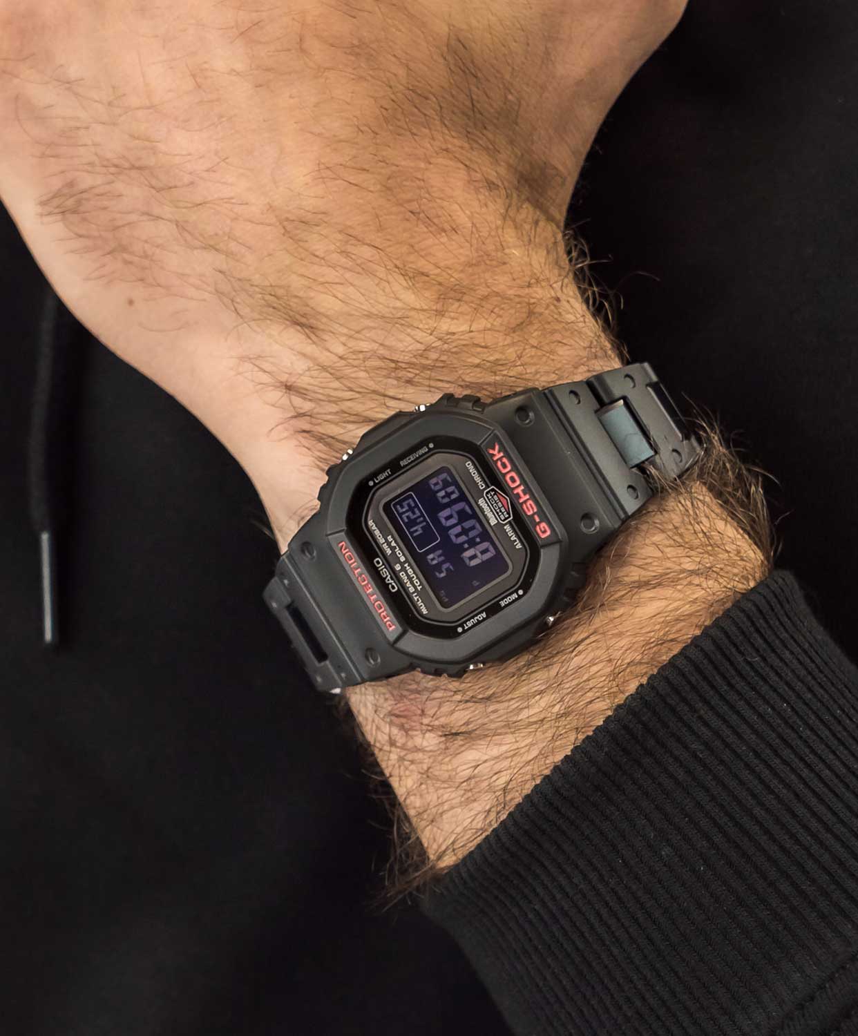Японские наручные часы Casio G-SHOCK GW-B5600HR-1ER с хронографом