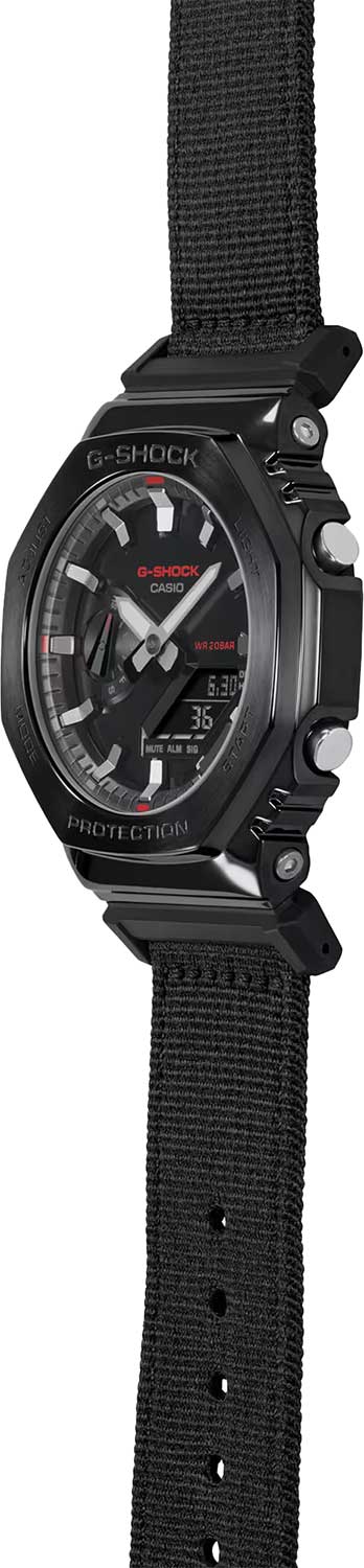 Японские наручные часы CASIO G-SHOCK GM-2100CB-1A