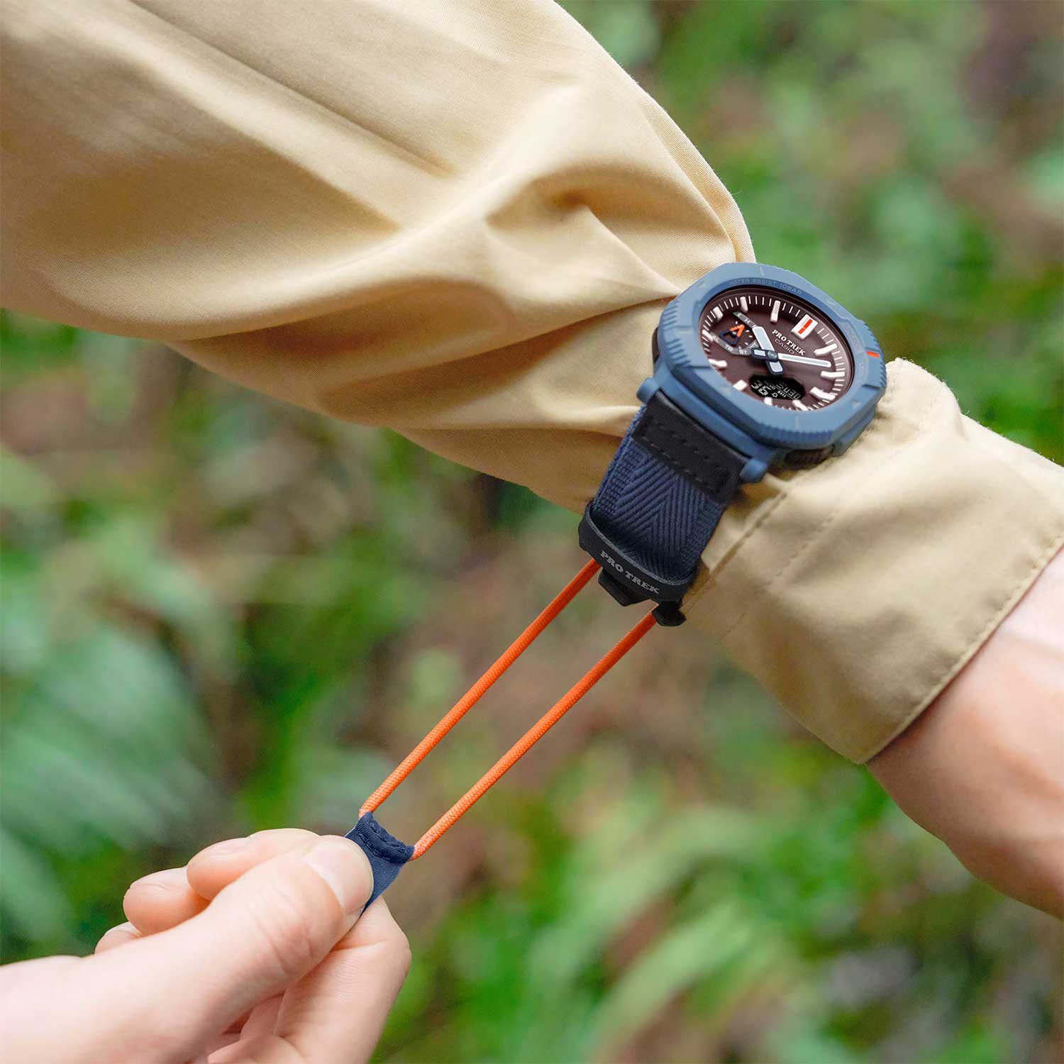 Японские наручные часы CASIO PRO TREK PRJ-B001B-2