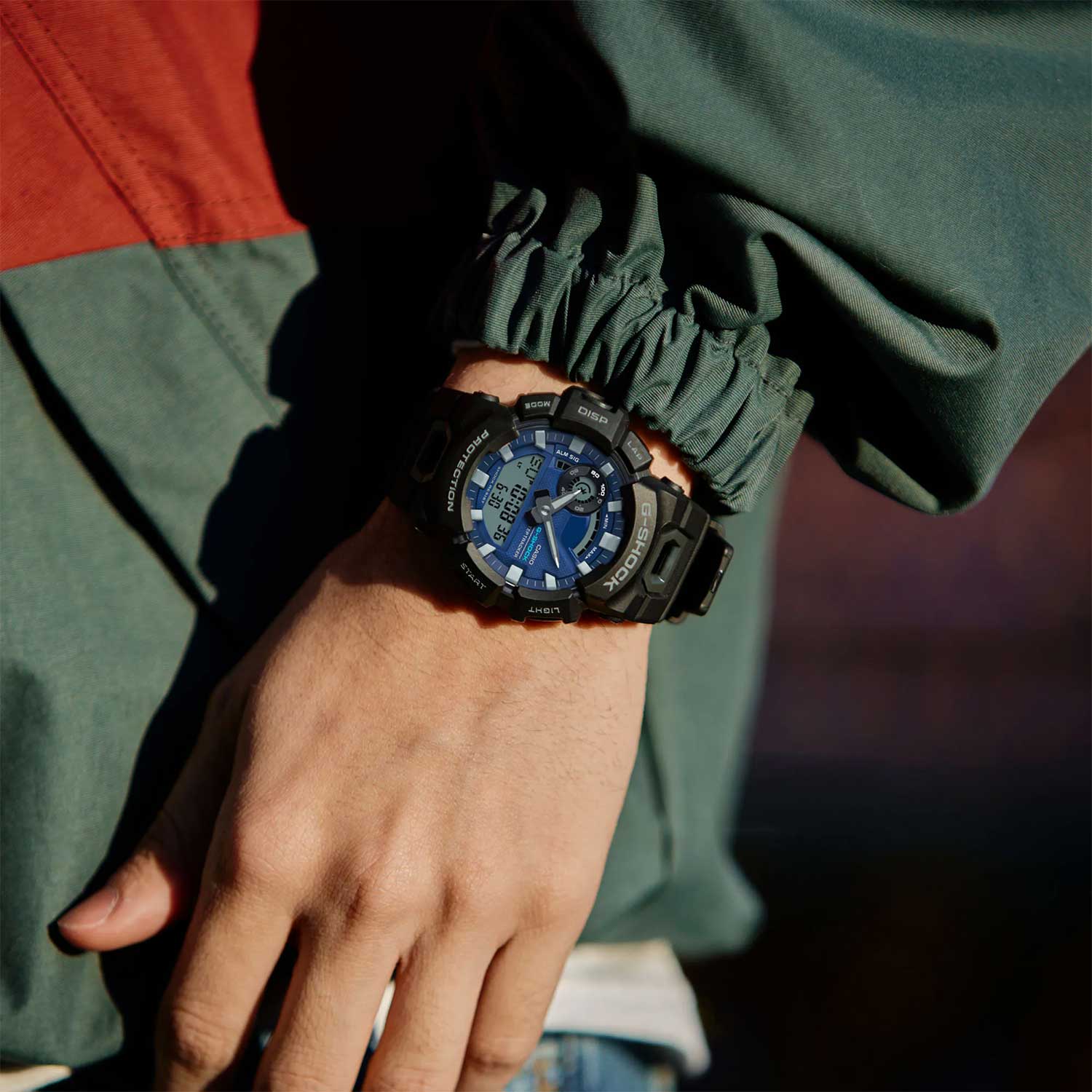 Японские наручные часы CASIO G-SHOCK GBA-900CB-1A