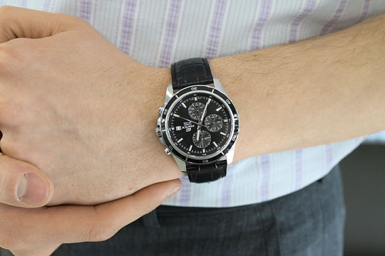 Японские наручные часы CASIO EDIFICE EFR-526L-1A