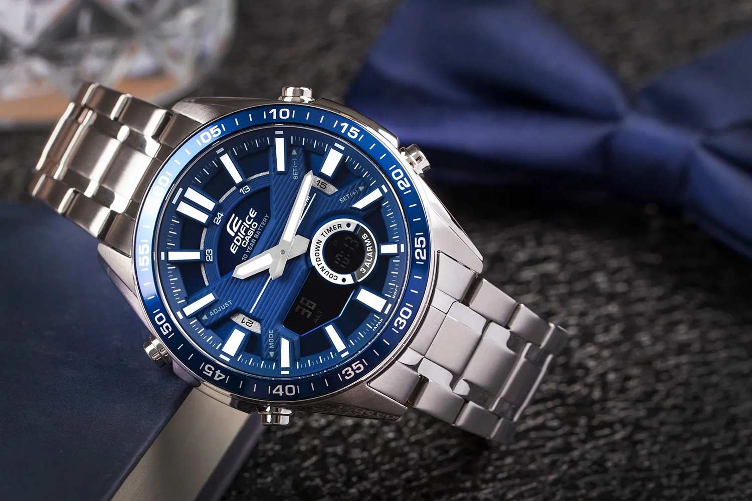Японские наручные часы CASIO EDIFICE EFV-C100D-2A