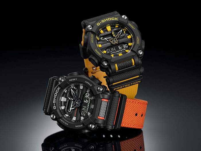 Японские наручные часы Casio G-SHOCK GA-900C-1A4ER с хронографом