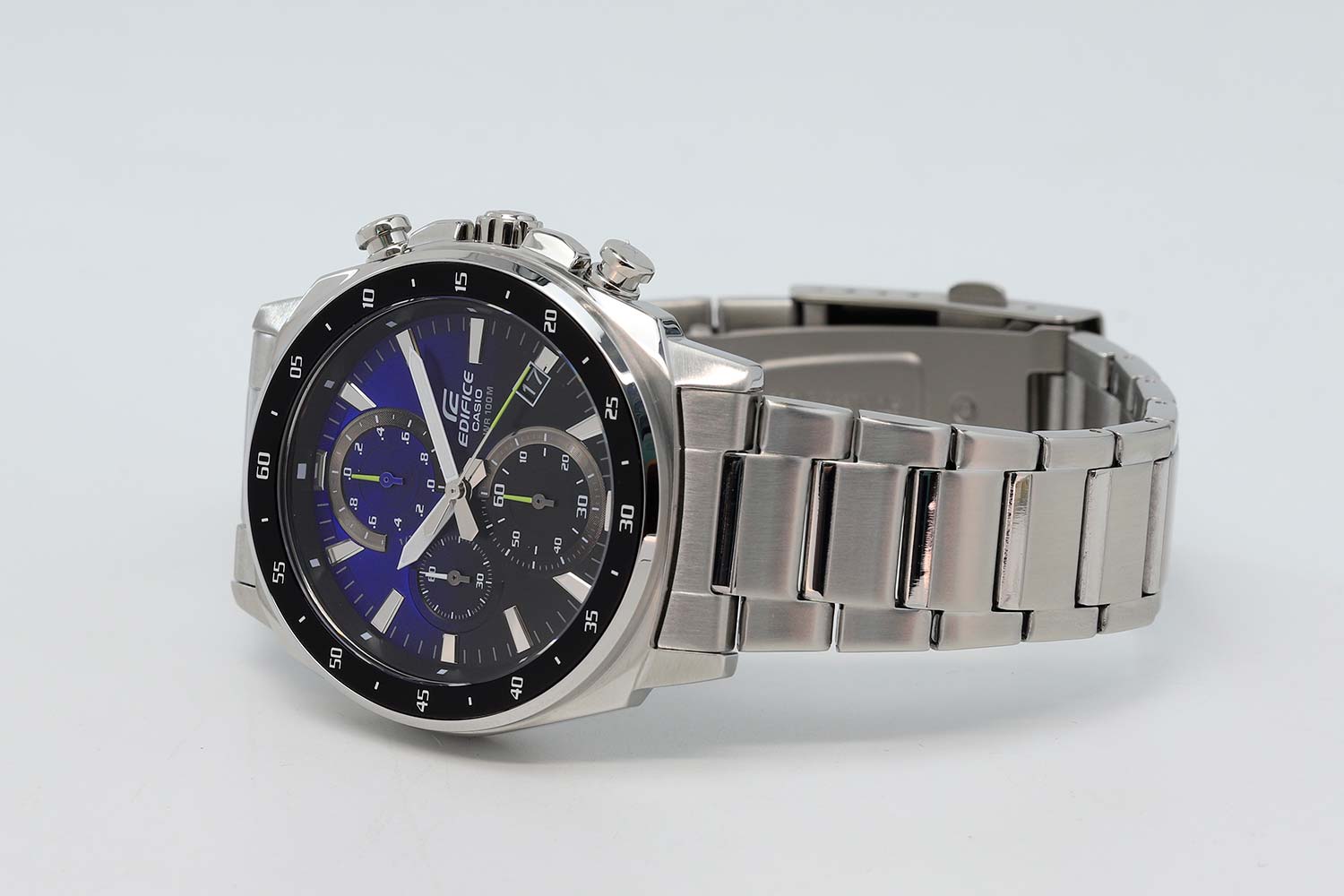 Японские наручные часы Casio Edifice EFV-600D-2AVUEF с хронографом