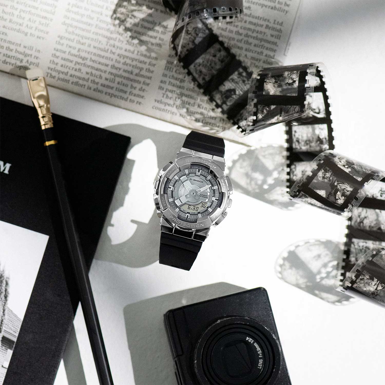 Японские наручные часы CASIO G-SHOCK GM-S110-1A