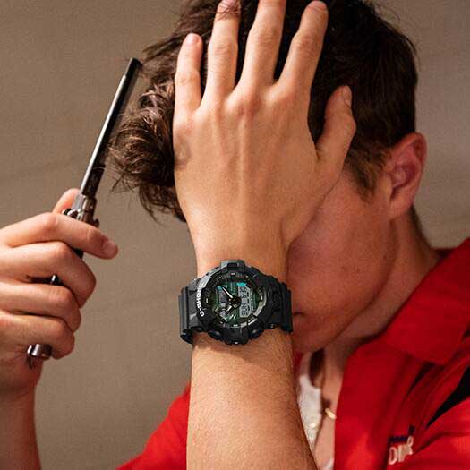 Японские наручные часы Casio G-SHOCK GA-700MG-1AER с хронографом
