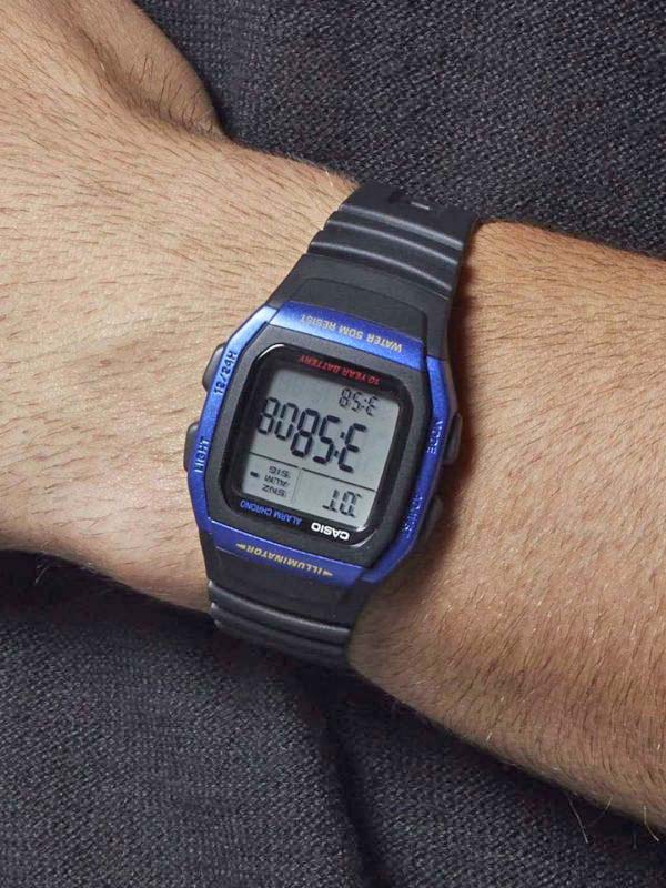 Японские наручные часы CASIO CASIO COLLECTION W-96H-2A