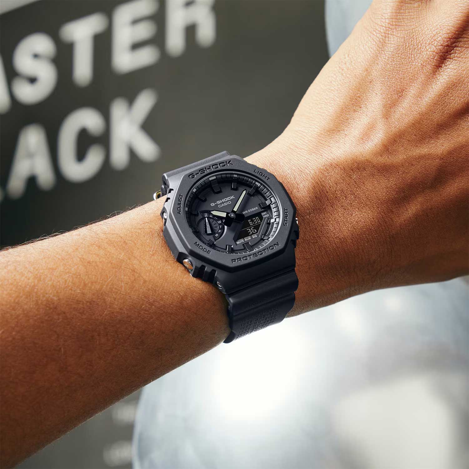 Японские наручные часы CASIO G-SHOCK GA-2140RE-1A