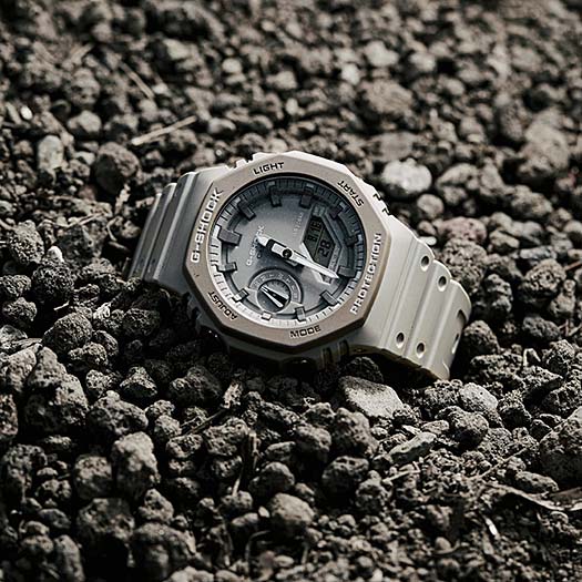 Японские наручные часы Casio G-SHOCK GA-2110ET-8AER с хронографом