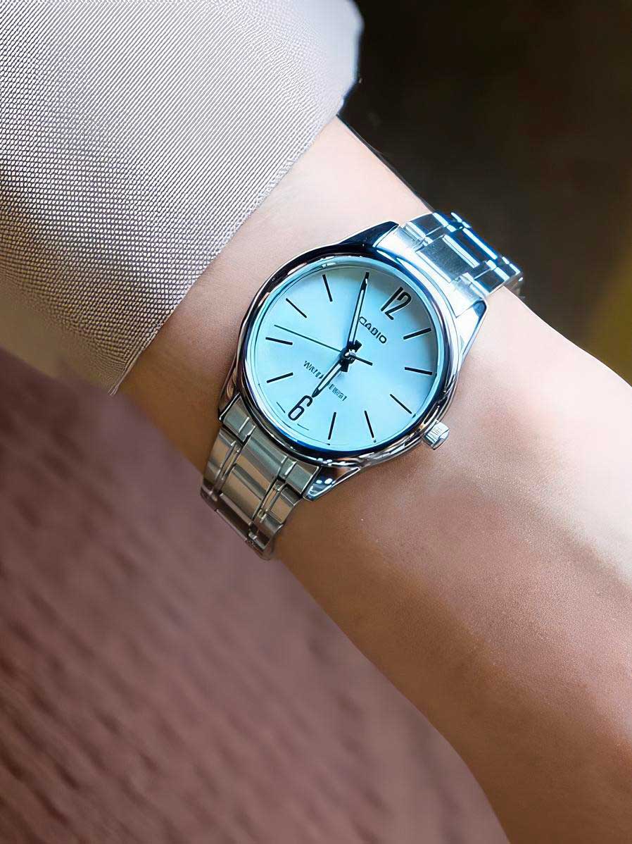 Японские наручные часы CASIO CASIO COLLECTION LTP-V005D-2B