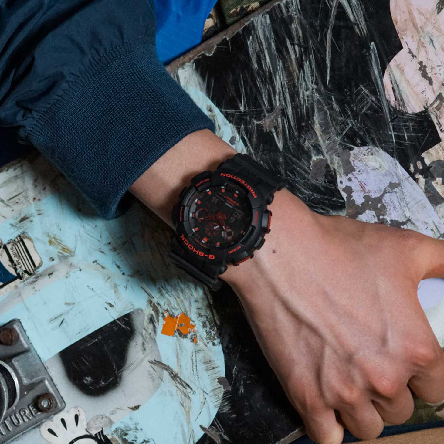 Японские наручные часы Casio G-SHOCK GA-100BNR-1A с хронографом