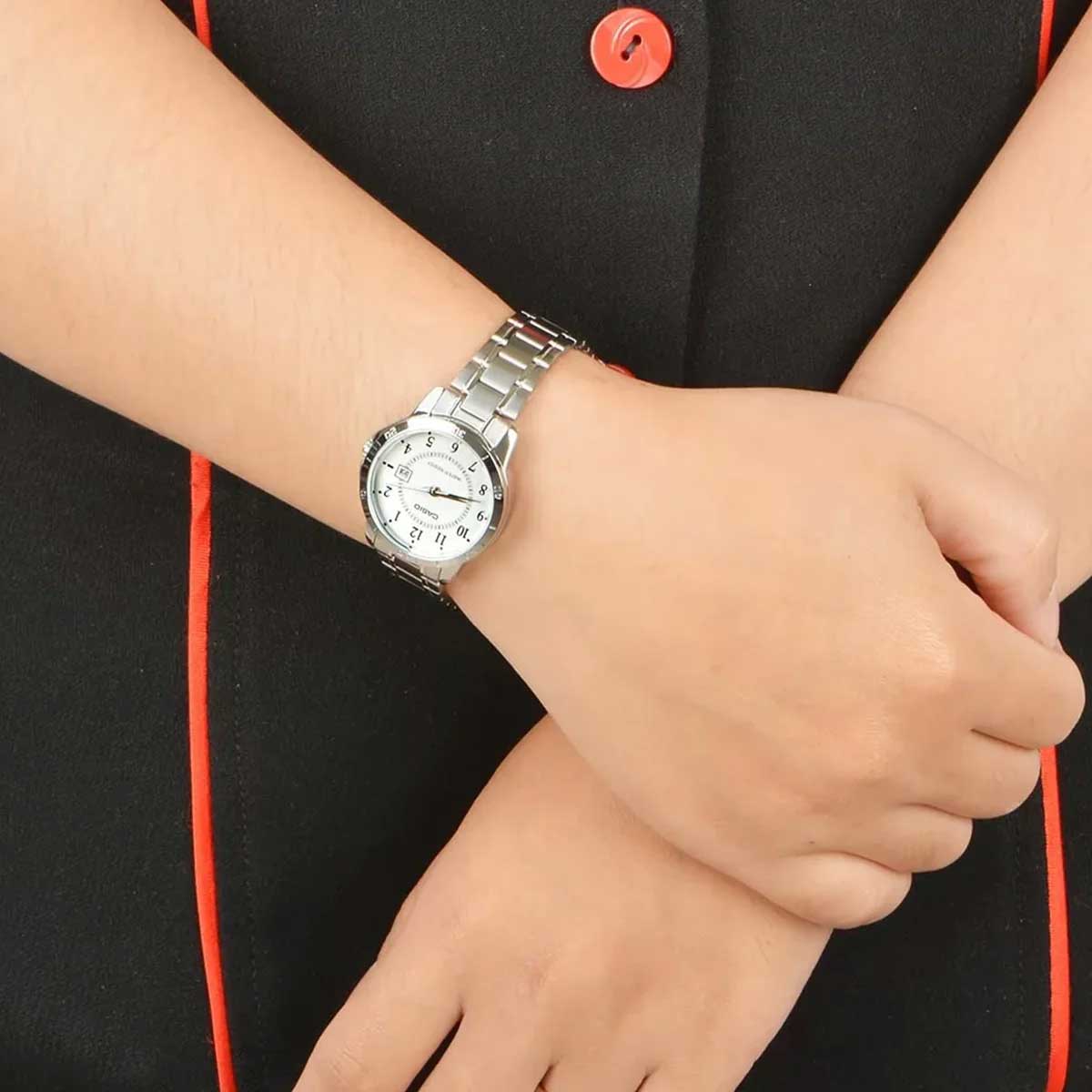 Японские наручные часы CASIO CASIO COLLECTION LTP-V004D-7B