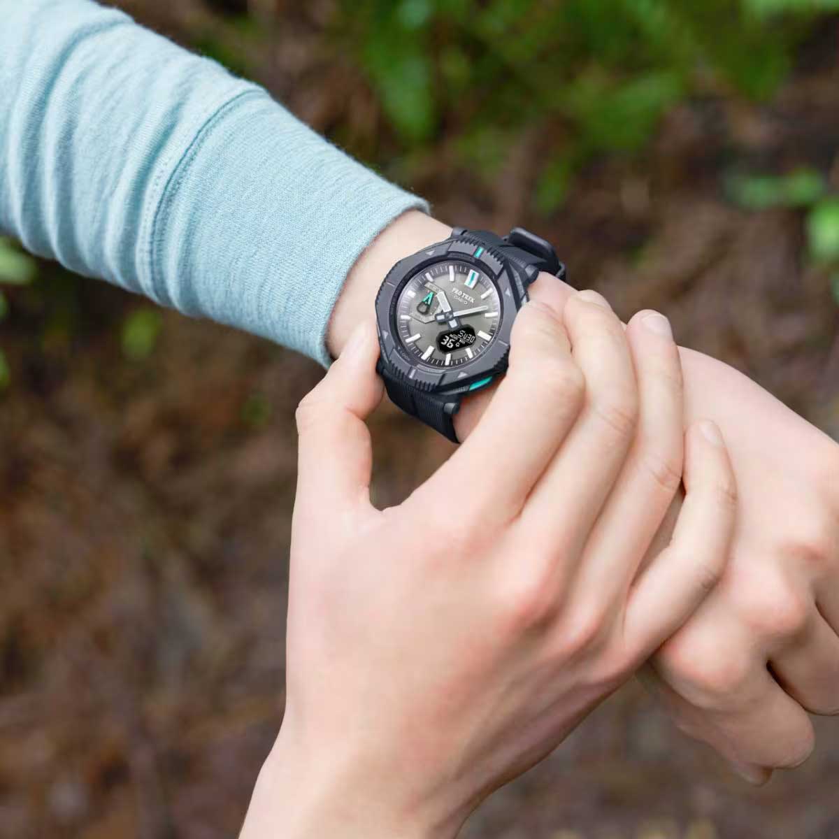 Японские наручные часы CASIO PRO TREK PRJ-B001-1