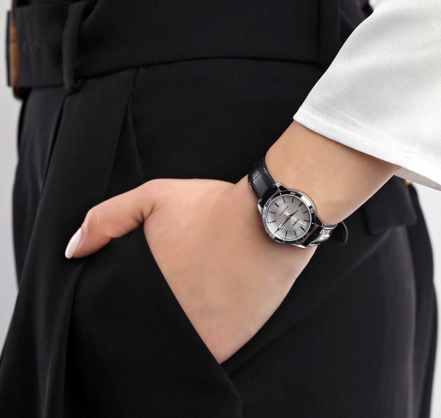 Японские наручные часы CASIO CASIO COLLECTION LTP-V004L-7A