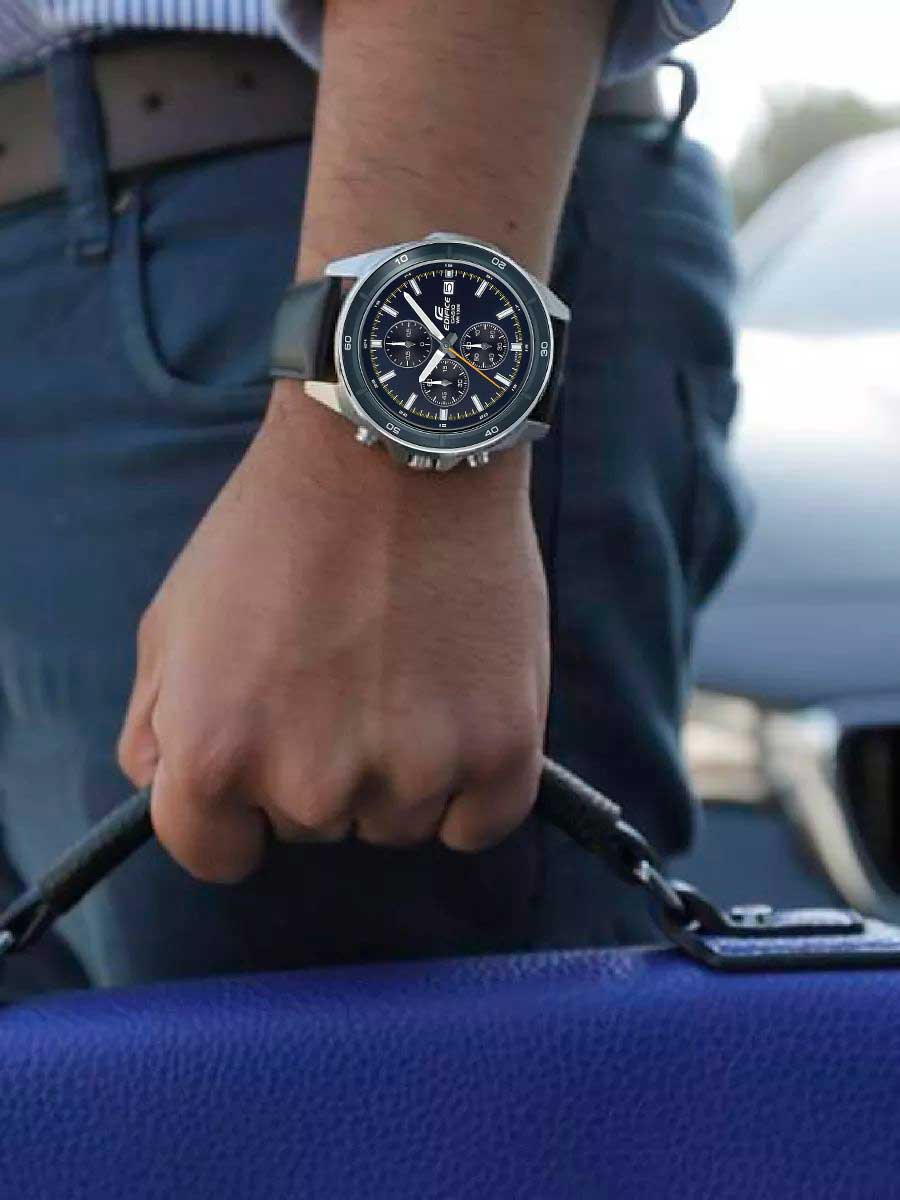 Японские наручные часы CASIO EDIFICE EFR-526L-2C