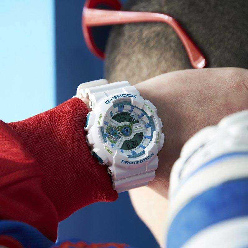 Японские наручные часы Casio G-SHOCK GA-110WG-7A с хронографом