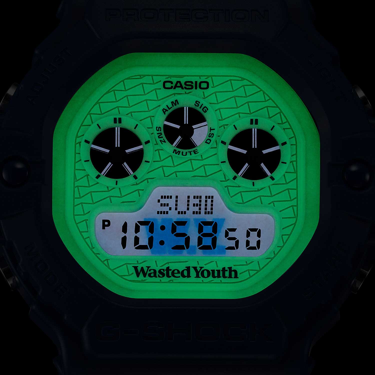 Японские наручные часы Casio G-SHOCK DW-5900WY-2 с хронографом