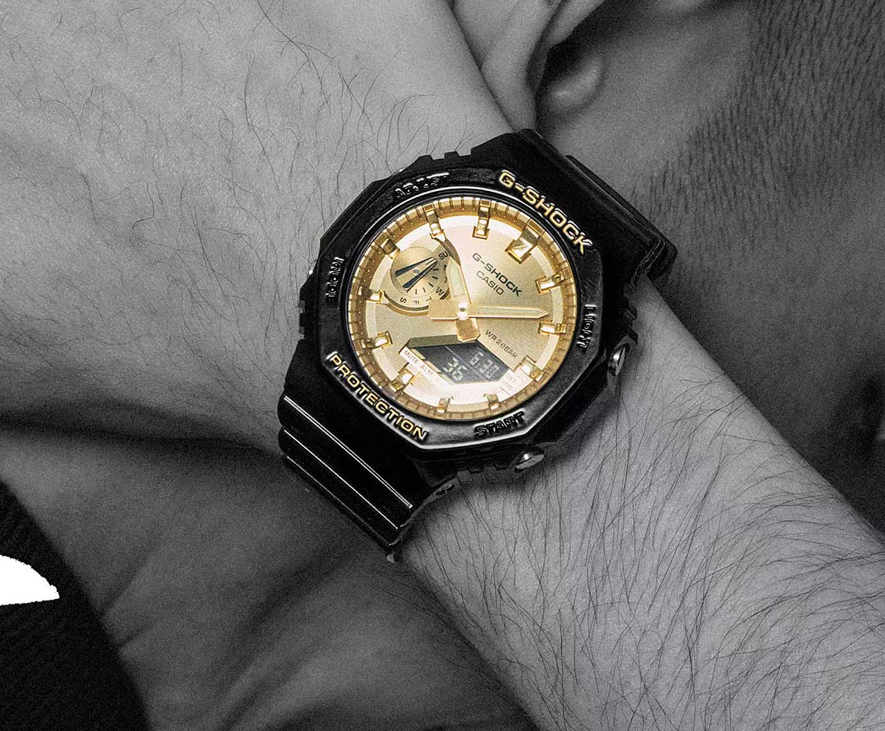 Японские наручные часы CASIO G-SHOCK GA-2100GB-1A