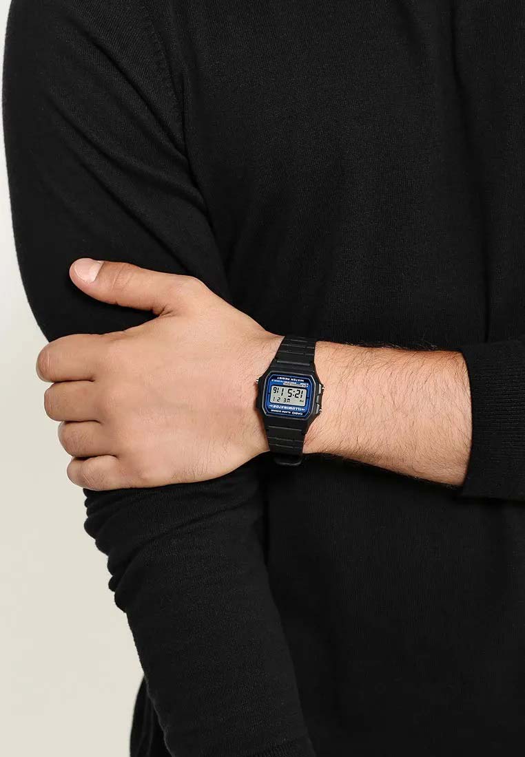 Японские наручные часы CASIO CASIO COLLECTION F-105W-1A