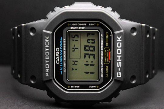 Японские наручные часы Casio G-SHOCK DW-5600E-1V с хронографом
