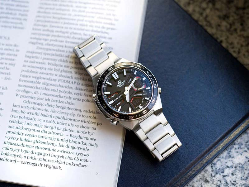 Японские наручные часы CASIO EDIFICE EFV-C110D-1A4