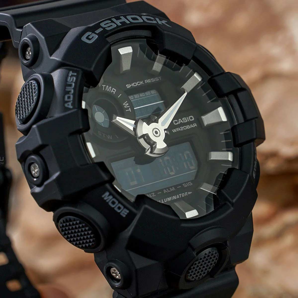 Японские наручные часы CASIO G-SHOCK GA-700-1B
