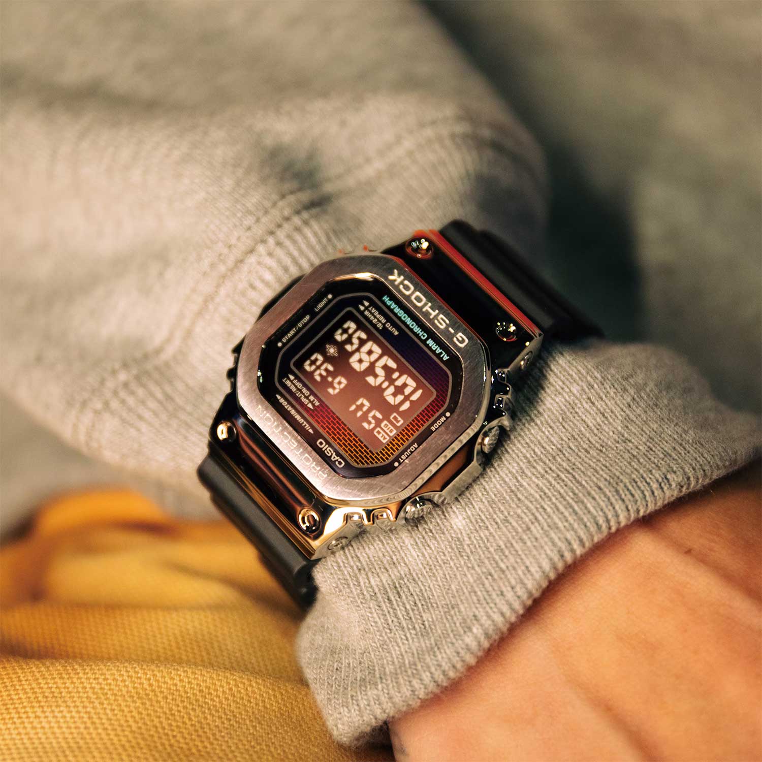 Японские наручные часы CASIO G-SHOCK GM-5600RW-1