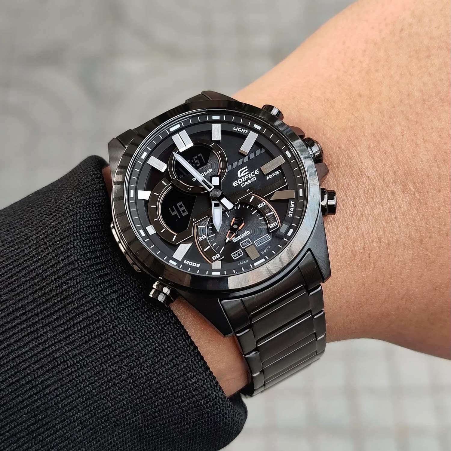 Японские наручные часы CASIO EDIFICE ECB-30DC-1A