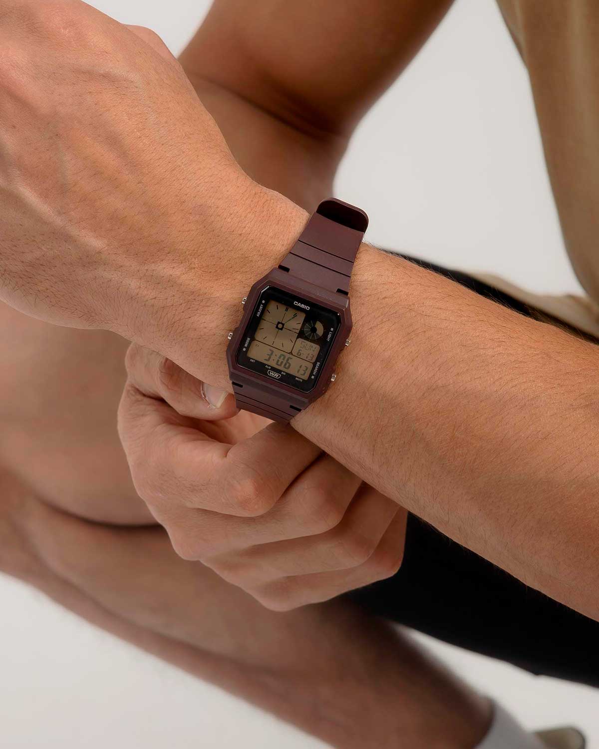 Японские наручные часы CASIO CASIO COLLECTION LF-20W-5A
