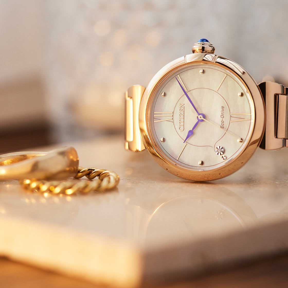 Японские наручные часы CITIZEN  EM1073-85Y