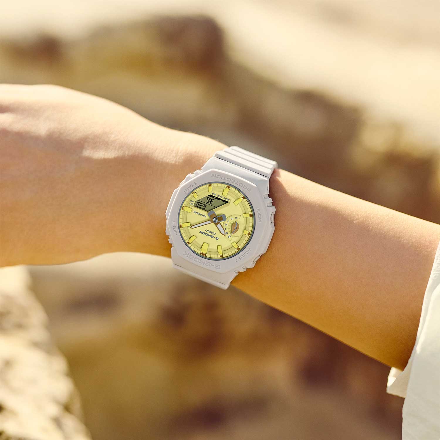 Японские наручные часы CASIO G-SHOCK GMA-S2100NC-4A