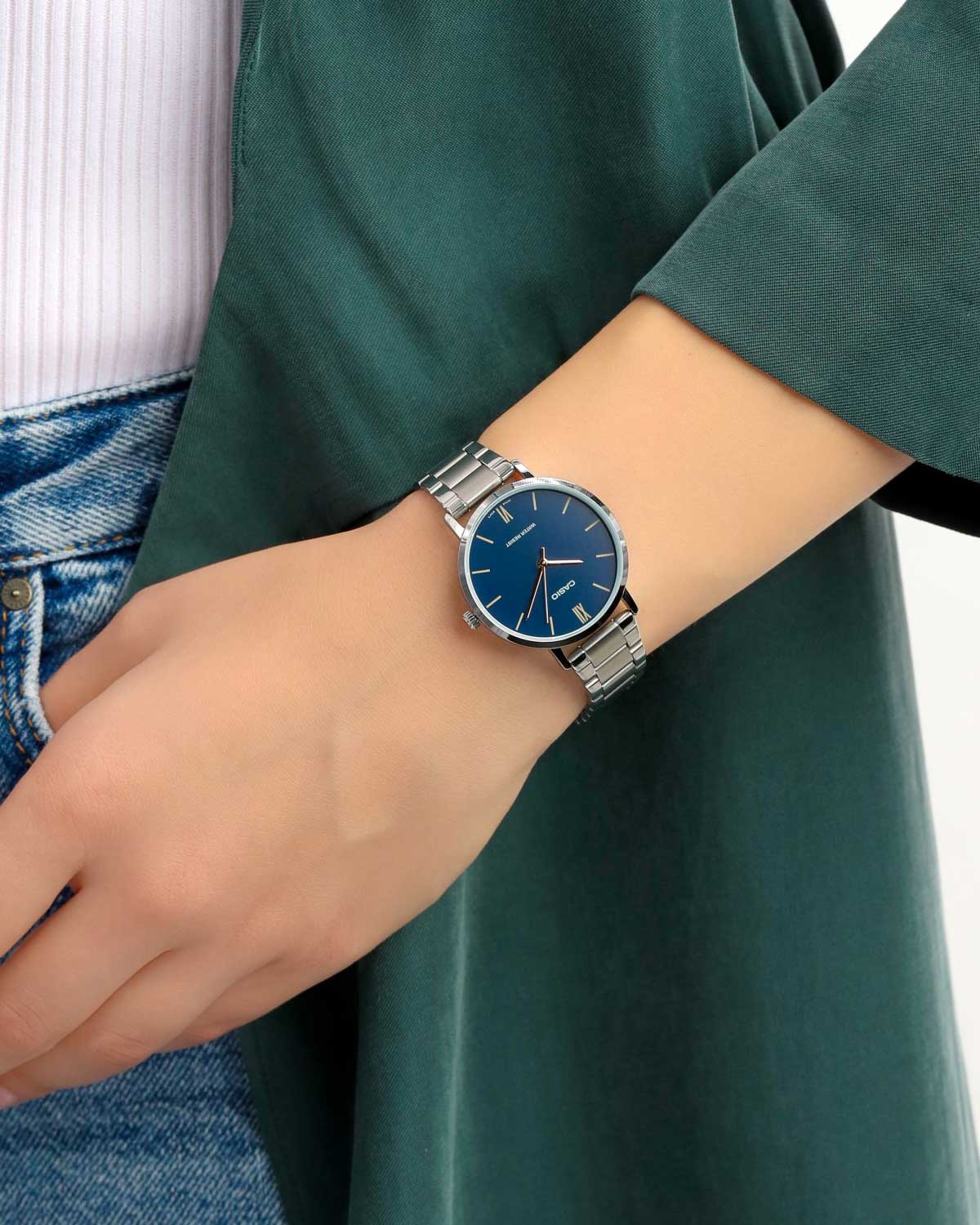 Японские наручные часы CASIO CASIO COLLECTION LTP-VT01D-2B