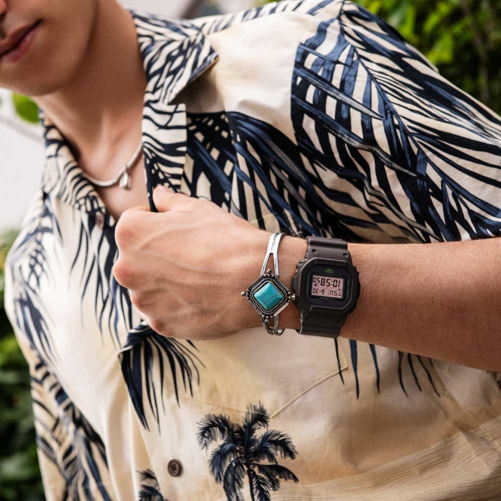 Японские наручные часы CASIO G-SHOCK DW-5600MNT-1