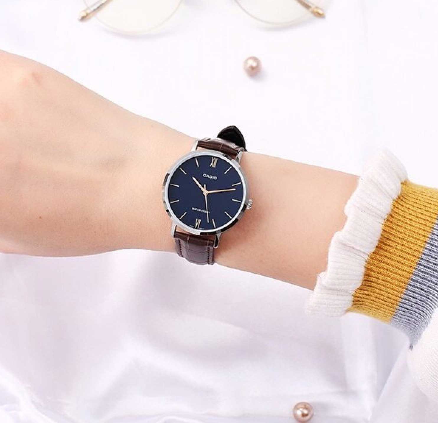 Японские наручные часы CASIO CASIO COLLECTION LTP-VT01L-2B