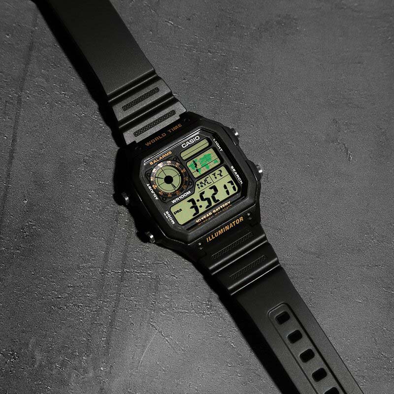 Японские наручные часы CASIO CASIO COLLECTION AE-1200WH-1B