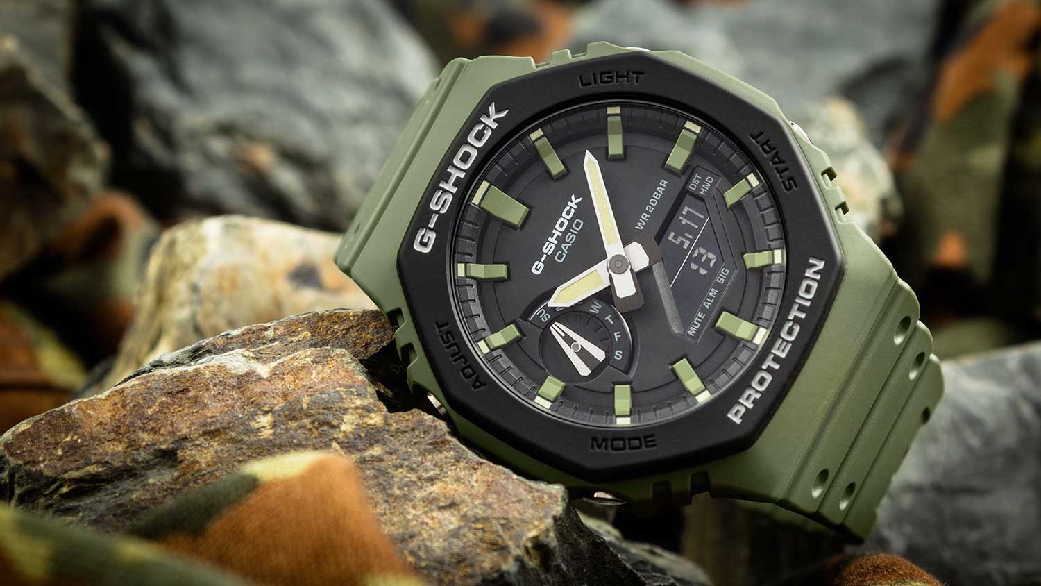 Японские наручные часы Casio G-SHOCK GA-2110SU-3AER с хронографом