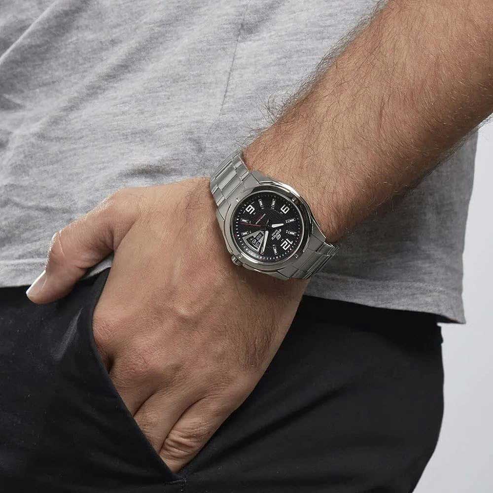 Японские наручные часы CASIO EDIFICE EF-129D-1A