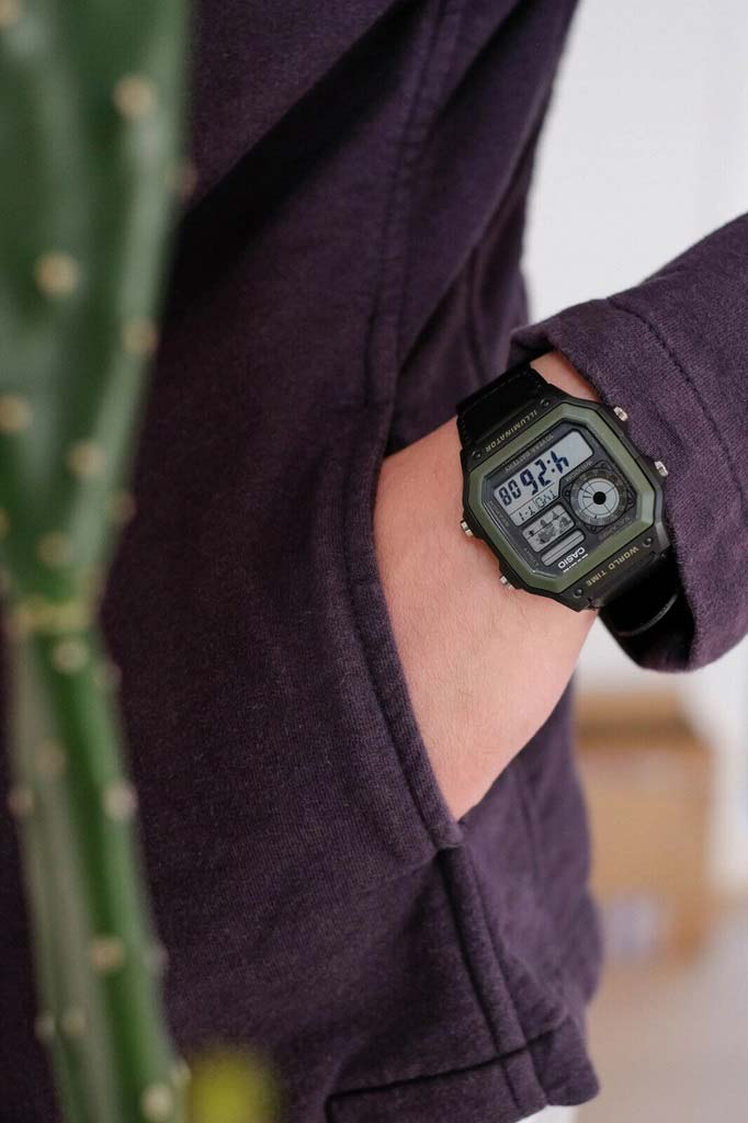 Японские наручные часы CASIO CASIO COLLECTION AE-1200WHB-1B