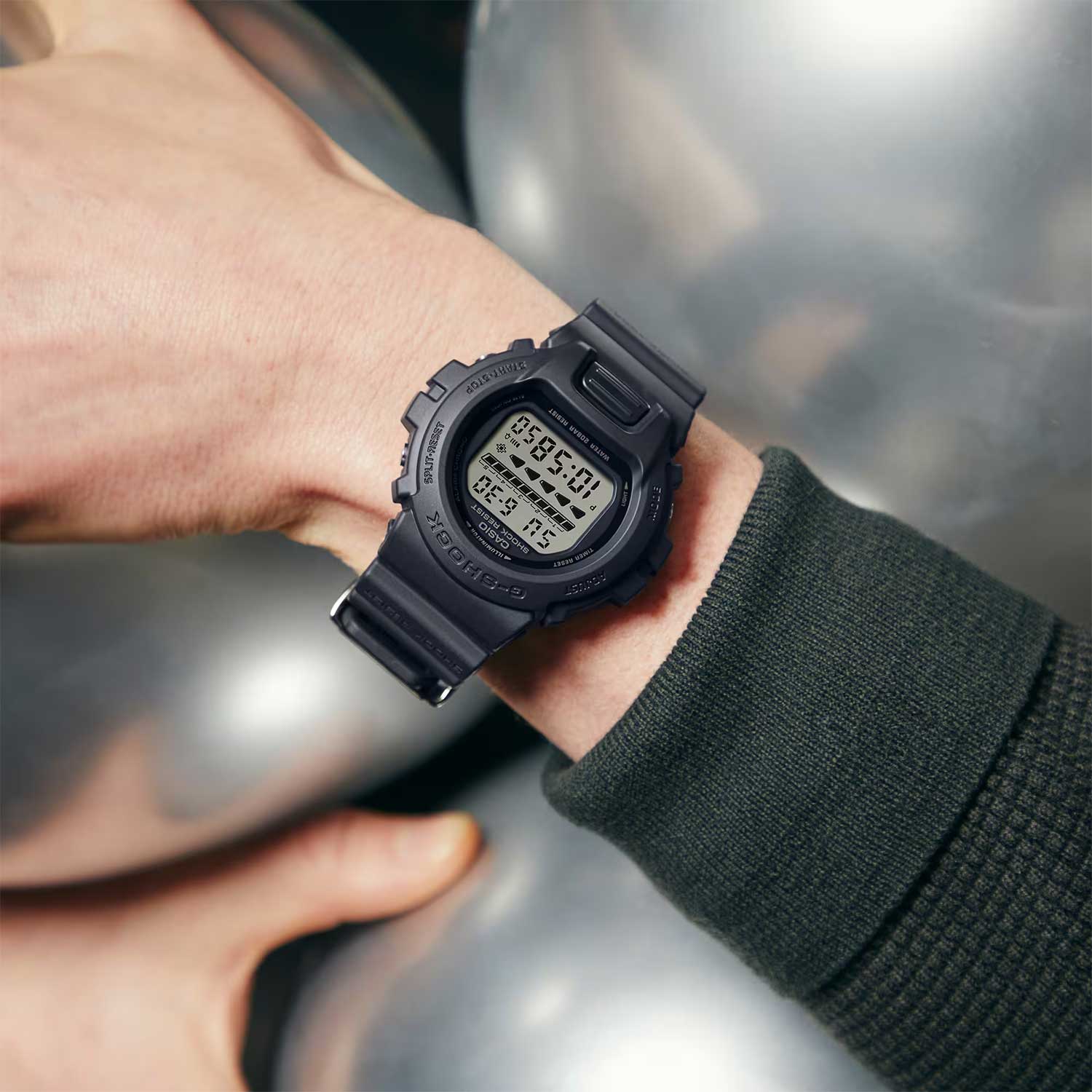 Японские наручные часы Casio G-SHOCK DW-6640RE-1 с хронографом