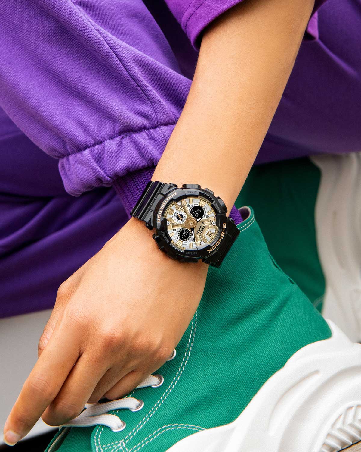 Японские наручные часы CASIO G-SHOCK GMA-S120GB-1A