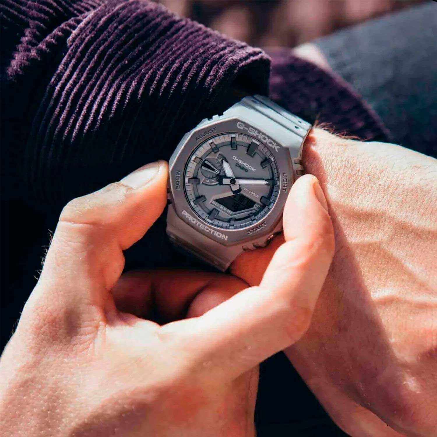 Японские наручные часы Casio G-SHOCK GA-2110ET-8AER с хронографом