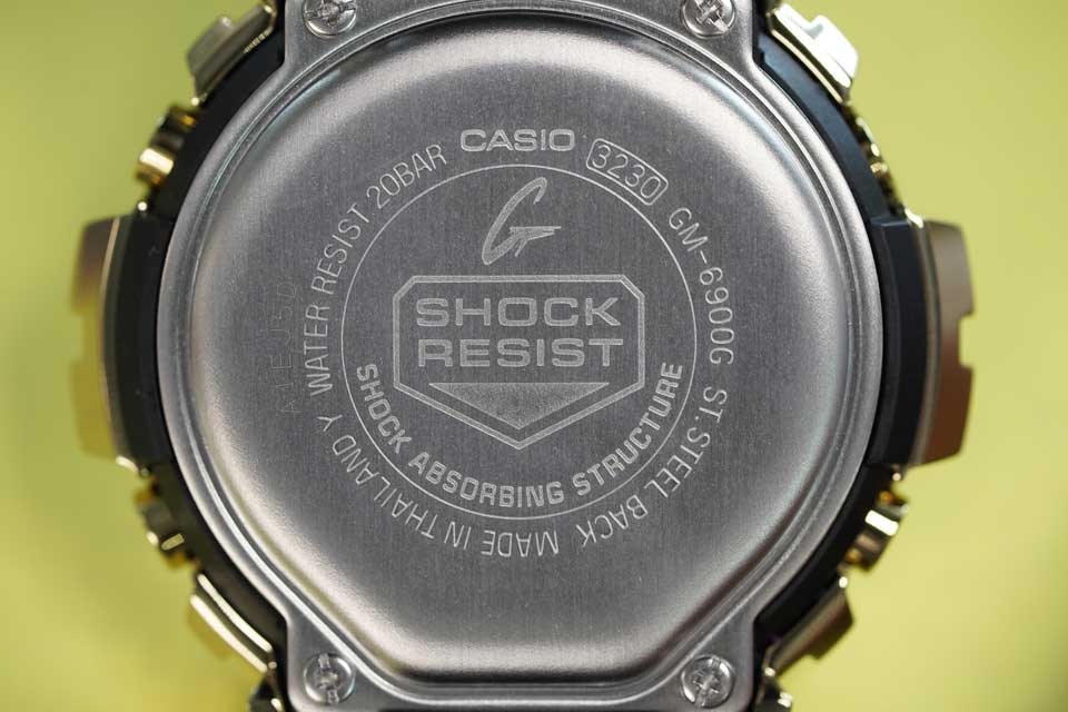 Японские наручные часы Casio GM-6900G-9ER с хронографом