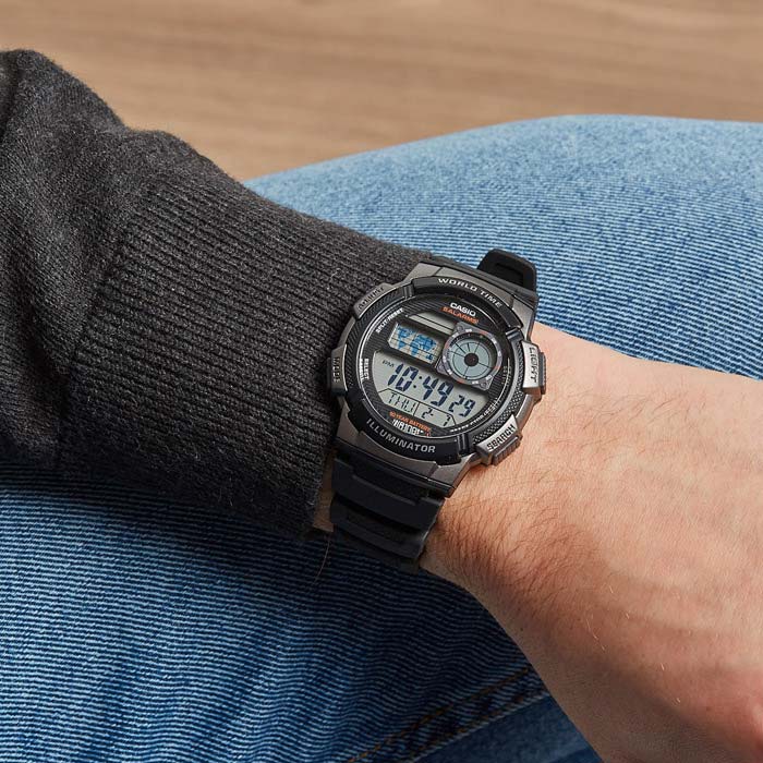Японские наручные часы CASIO CASIO COLLECTION AE-1000W-1B