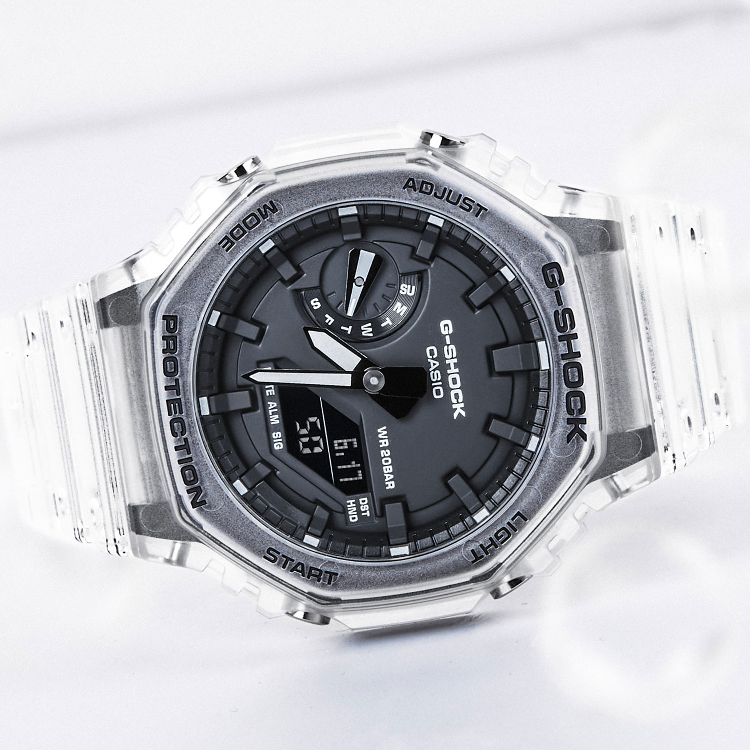 Японские наручные часы Casio G-SHOCK GA-2100SKE-7AER с хронографом